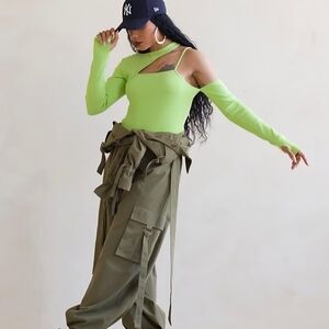 The Drop Women's Green Glow LS Cut Out Front Bodysuit NWT SIZE M thenotoriohskia